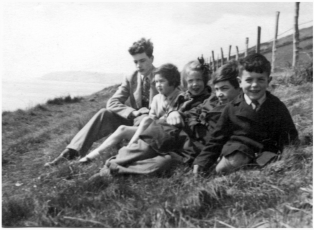 1951c. Alan, Ruth, Rosemary, Don, Roger. Norfolk