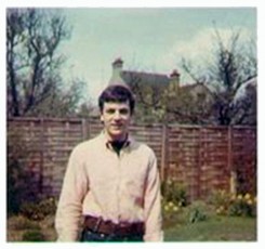 1963, Syd in Garden