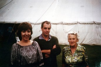 1981, Rosemary, Syd & Mum - Essex